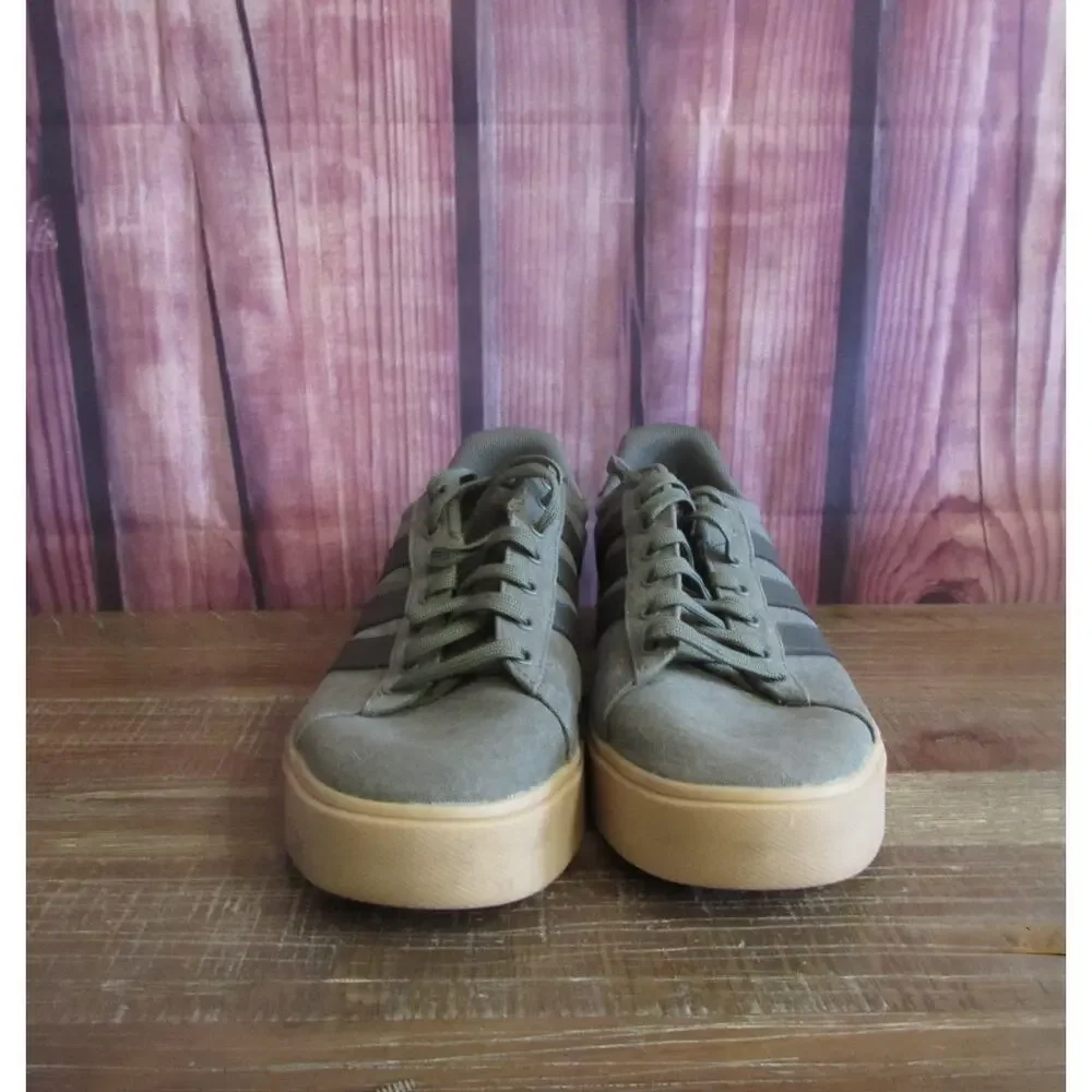 adidas Men's Daily 4.0 Sneakers Sz 12 Green Canvas Gum Sole Streetwear IF4494
